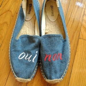 Embroidered Soludos "oui/non" slip on espadrilles